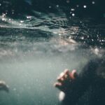 Un niño puede ahogarse en 20 segundos. Nunca lo pierdas de vista