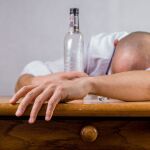 El consumo excesivo de alcohol es una de las causas de la aparición del cáncer colorrectal