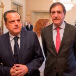 El presidente del Consejo de Cuentas de Castilla y León, Mario Amilivia, y el alcalde de Salamanca, Carlos García Carbayo