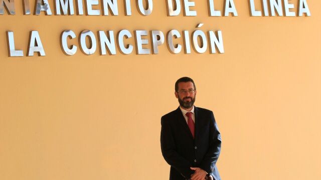 El alcalde de La Línea de la Concepción, Juan Franco / Foto: Efe