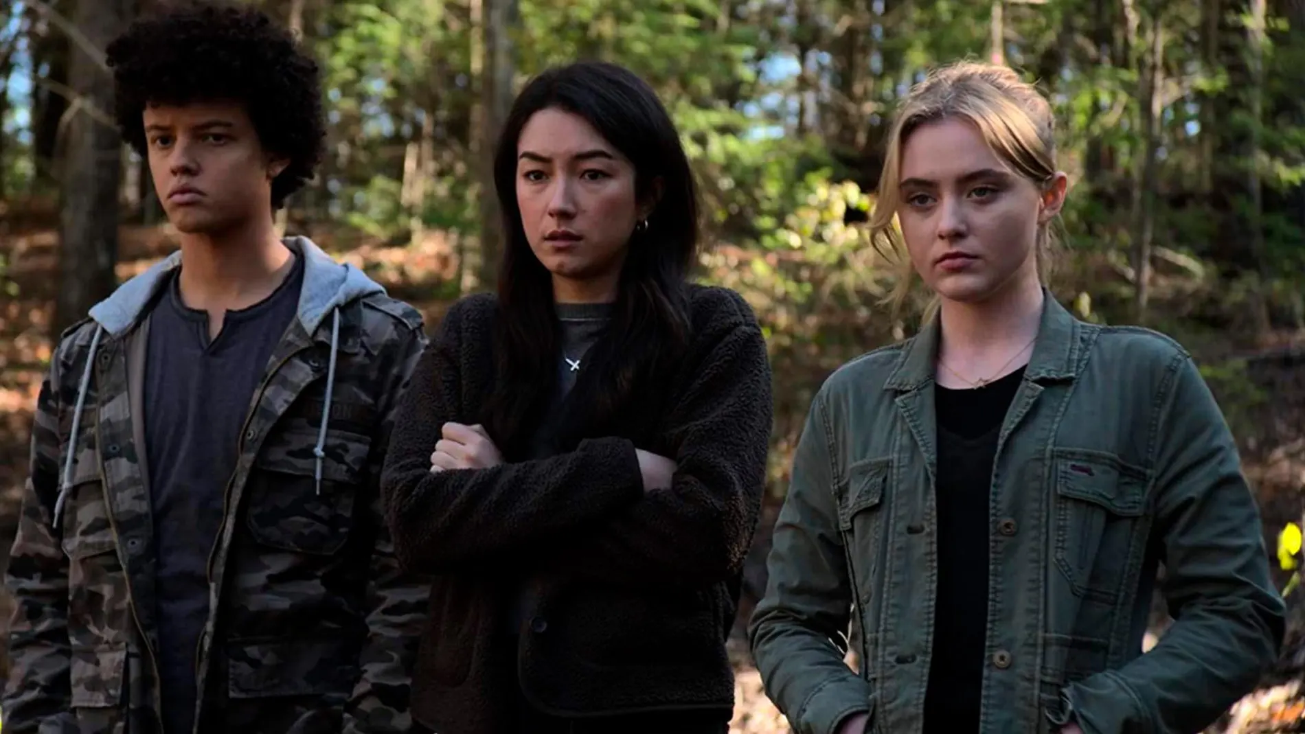 Kathryn Newton, Jacques Colimon y Natasha Liu Bordizzo en 'The Society'/ Netflix
