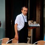 El sector Servicios propició la bajada del paro en verano / Foto: Manuel Olmedo