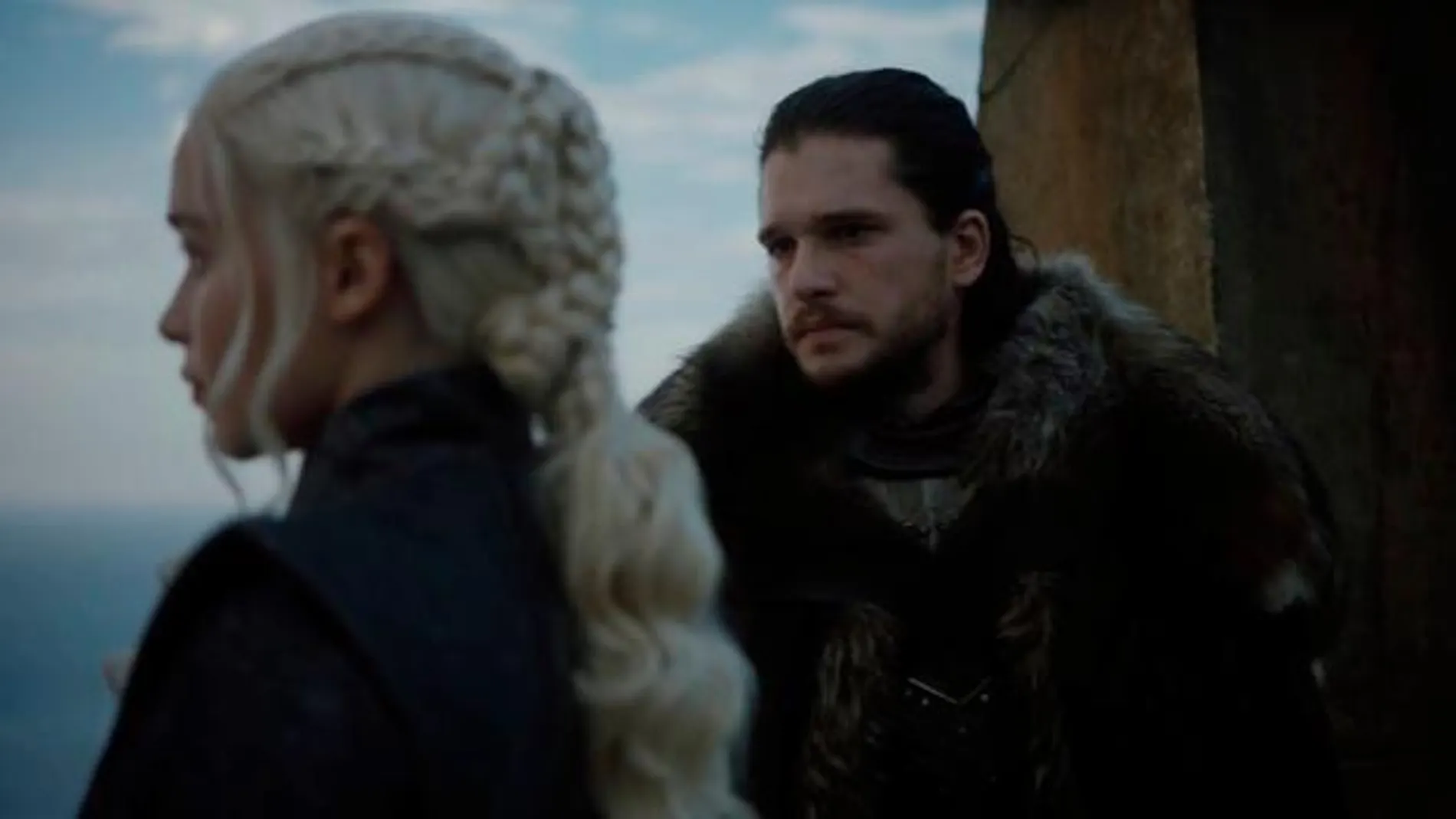 Daenerys Targaryen y Jon Nieve en 'Juego de Tronos'