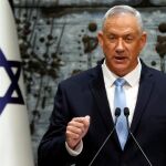El centrista Benny Gantz, ayer tras recibir el encargo de formar Gobierno/Reuters
