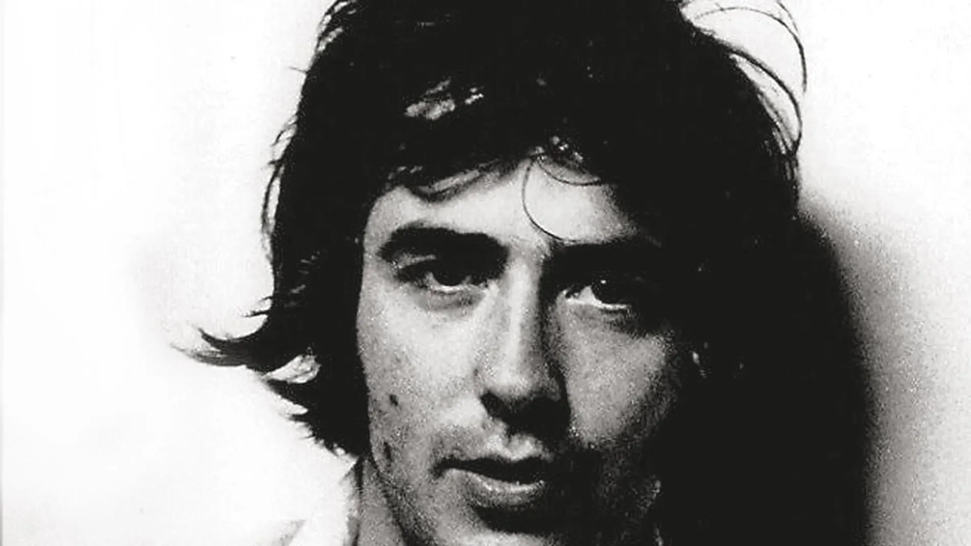 Serrat abrió la puerta a que la gente pudiera ser triste y soñar con amores furtivos e imposibles