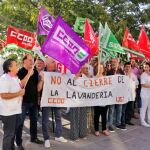 Más de mil personas se manifestaron por la permanencia del servicio de lavandería / Foto: La Razón