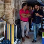 El presidente del Partido Popular, Pablo Casado, recorre las zonas afectadas por las tormentas de lluvia y granizo de esta semana en Las Navas del Marqués