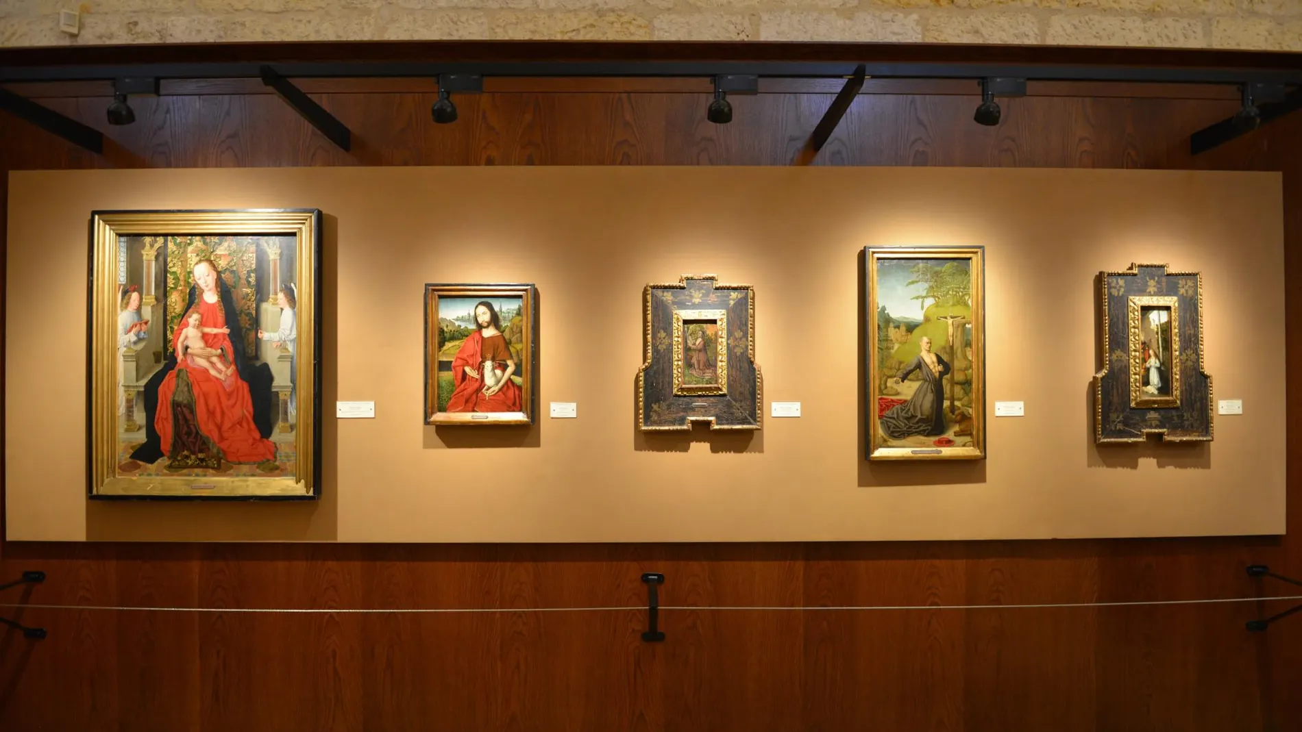 Nueva iluminación del Museo de la Capilla Real / La Razón