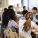 Casi 1.400.000 millones de alumnos inician hoy sus clases