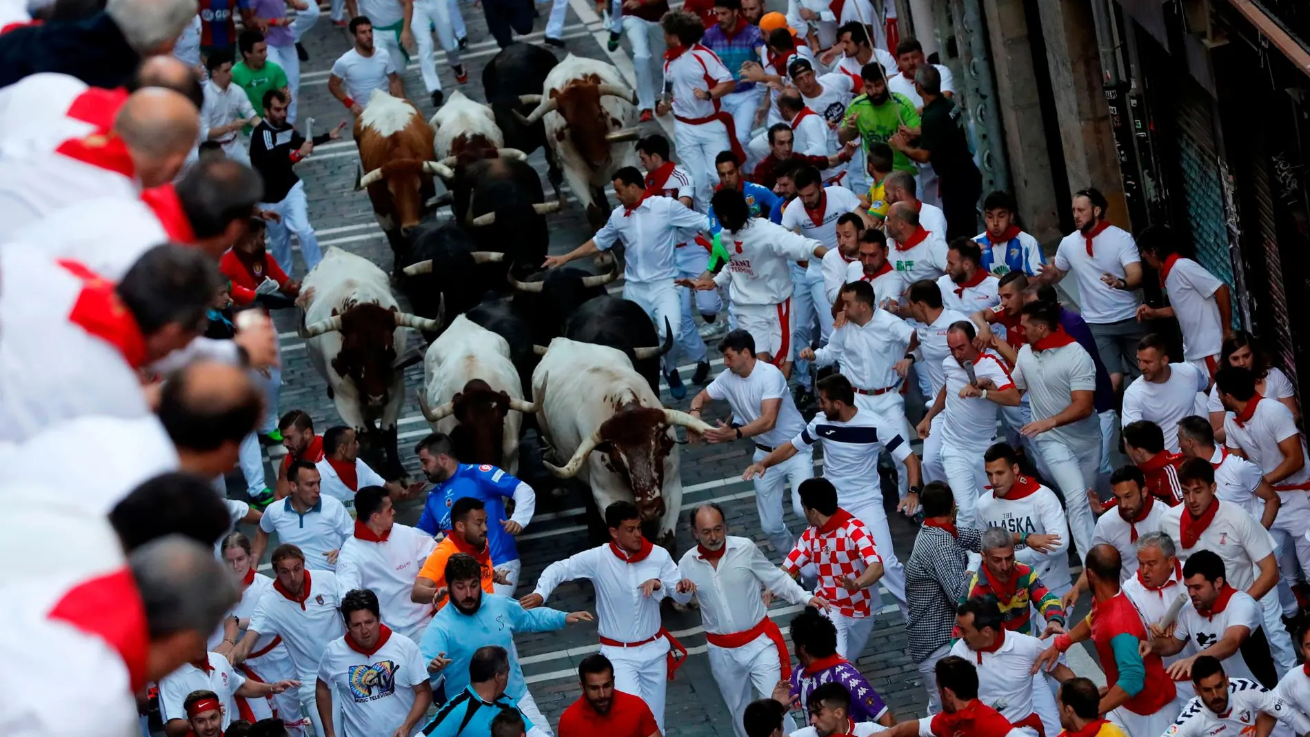 Los toros de Victoriano del Río han protagonizado una carrera un poco más rápida de lo habitual