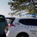 Un agente de la Guardia Civil