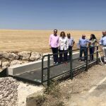 La presidenta de la Diputación de Palencia, Ángeles Armisén, visita la carretera