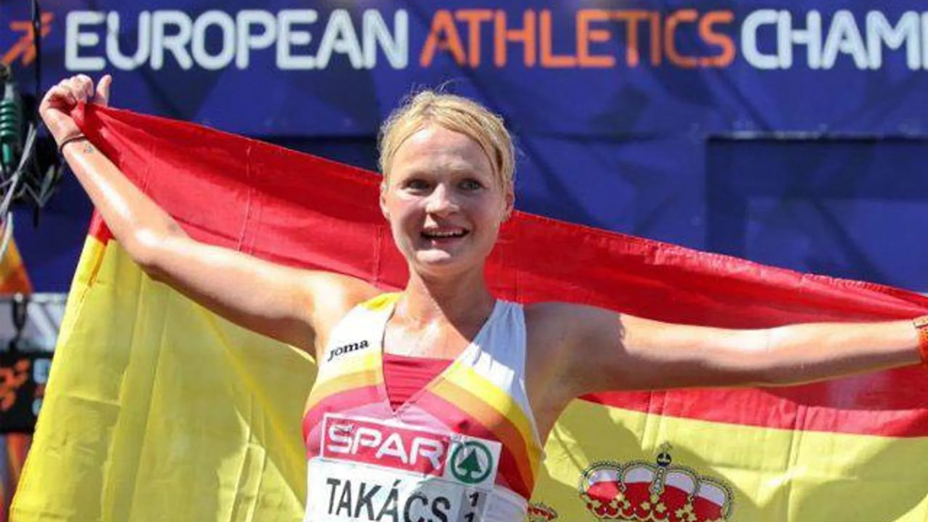 La atleta Julia Takacs, acosada por un presunto depredador sexual mientras entrenaba