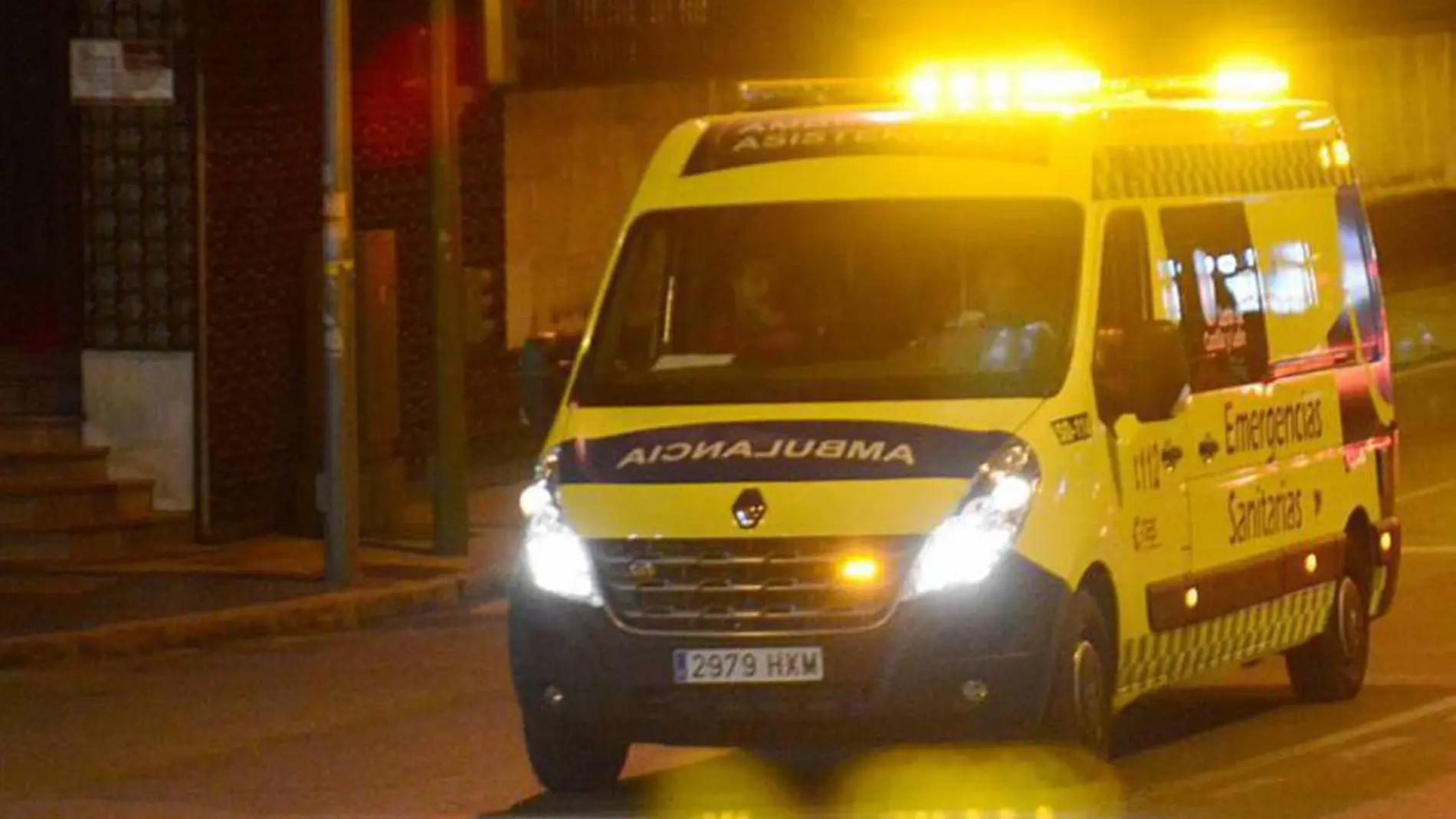 Ambulancia que trasladó a la víctima al hospital