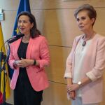 Margarita Robles y Paz Esteban