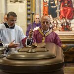 Multitudinara despedida al obispo de Zamora Gregorio Martínez en la Catedral de la capital zamorana en una eucaristía que fue oficiada por el cardenal arzobispo Ridcaro Blázquez