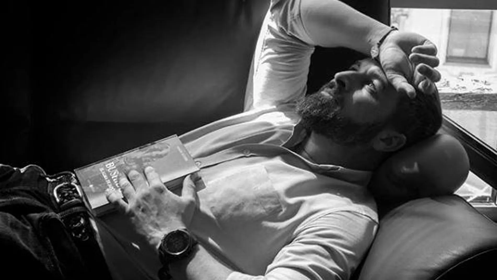 La corpulencia de Abascal, centrándonos en el líder de Vox, es uno de sus rasgos más destacados.