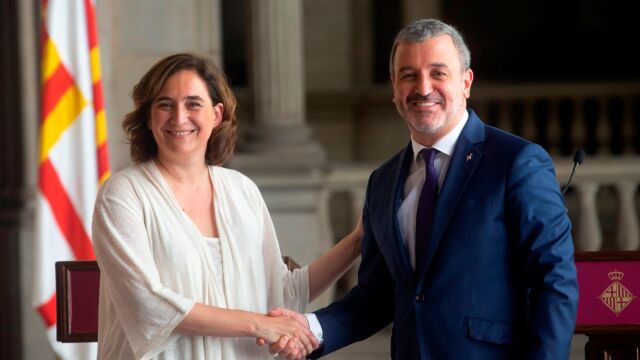 Colau y Collboni sellan hoy el acuerdo en Barcelona. (Efe)