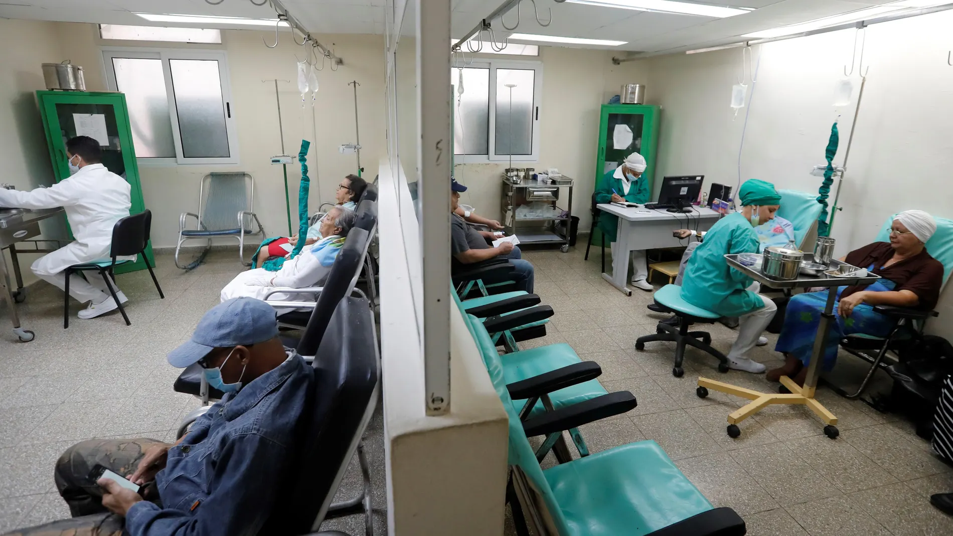 Recorrido al Instituto Nacional De Oncología Y Radiobiología de Cuba