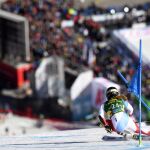 Lara Gut en acción durante la primera carrera de eslalon gigante femenino de la Copa del Mundo de Esquí Alpino FIS en el glaciar Rettenbach en Soelden, Austria.