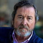 El «best-seller» Juan José Benítez, autor de la saga «Caballo de Troya», presentó ayer su nuevo libro, «El Diario de Eliseo» en Sevilla / Foto: Manuel Olmedo