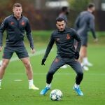 Pedro durante un entrenamiento con el Chelsea