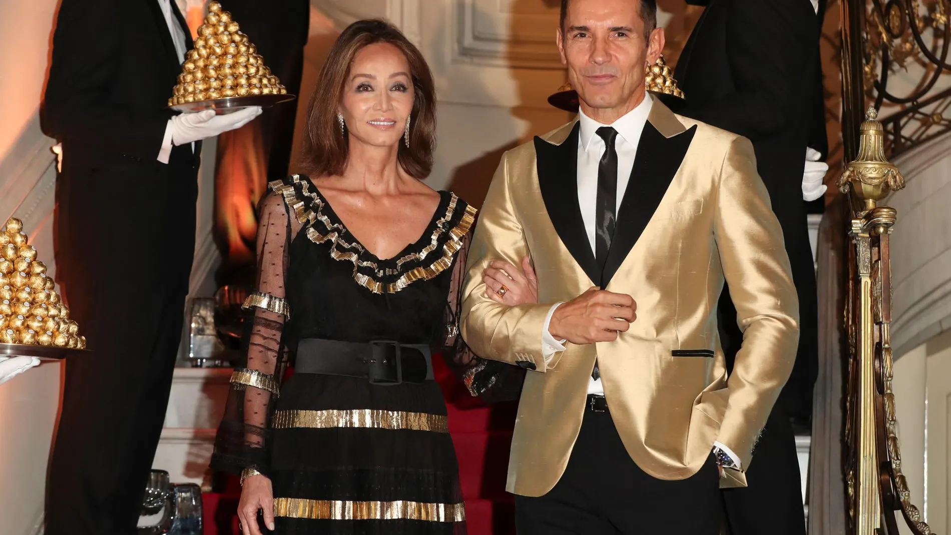 Isabel Preysler y Jesús Vázquez, durante el acto de ayer / EFE