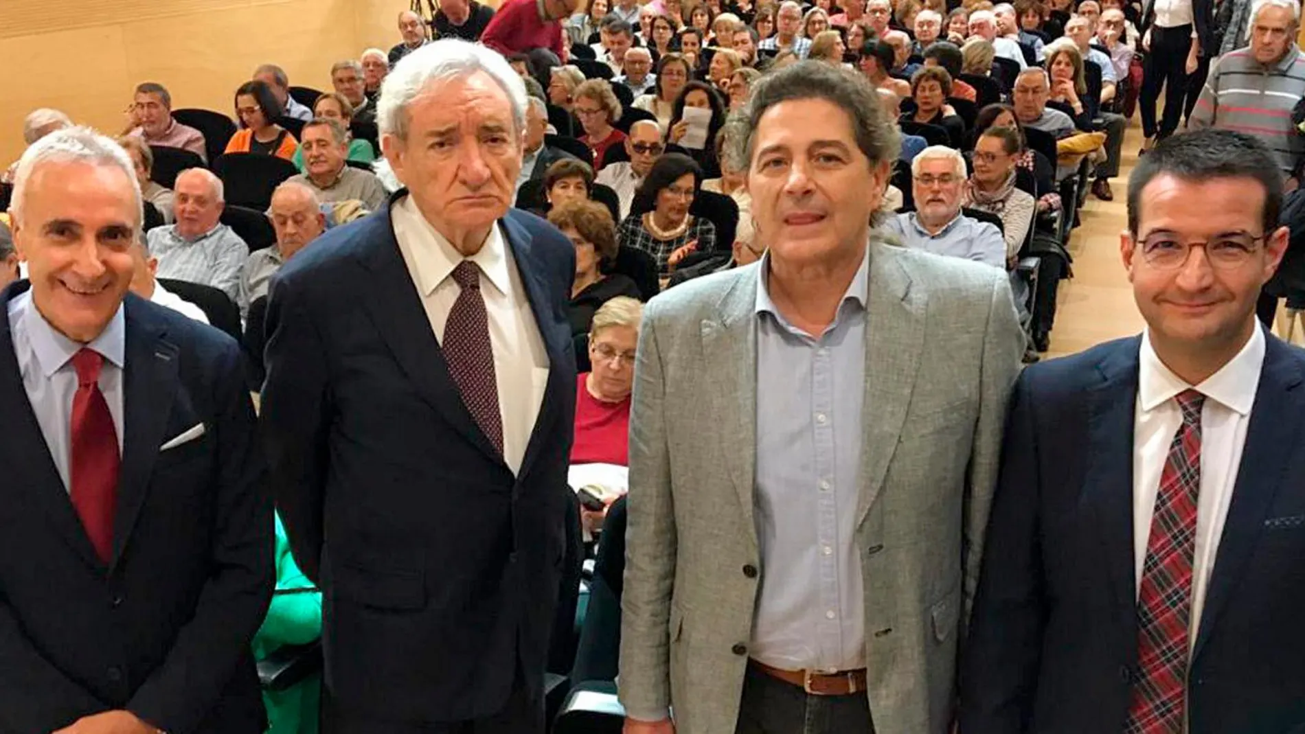 El periodista Luis del Olmo participa como invitado en el ‘Foro La Región’ celebrado en Orense