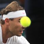 Un momento del partido de Rafa Nadal