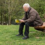 Hay que realizar una planificación según el perfil de la persona: su edad exacta, sus enfermedades y limitaciones, sus gustos o preferencias a la hora de realizar prácticas deportivas, el deporte que realizaron anteriormente y en qué entorno van a entrenar.