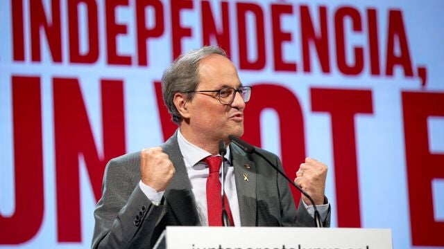 GRAF4054. GERONA, 06/11/2019.- El presidente de la Generalitat, Quim Torra, durante el acto electoral que JxCat celebra hoy miércoles en Girona. EFE/David Borrat.