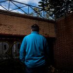 Juan, ludópata en proceso de rehabilitación lleva seis años sin jugar a nada: «No podemos jugar ni al fútbol. Somos adictos, nos gusta la sensación de arriesgar». Foto: Gonzalo Pérez