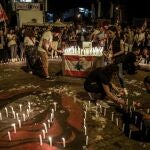 Vigilia por Alaa Abou Fakhr, el manifestante muerto, ayer, en Beirut
