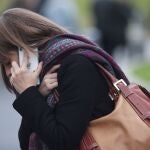 Una mujer habla a través de su móvilEduardo Parra / Europa Press18/11/2019