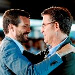 El presidente del PP, Pablo Casado, y Alberto Núñez Feijóo, en octubre en La Coruña / Efe
