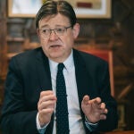 El presidente, Ximo Puig, no quiere problemas con los becarios periodistas de Presidencia