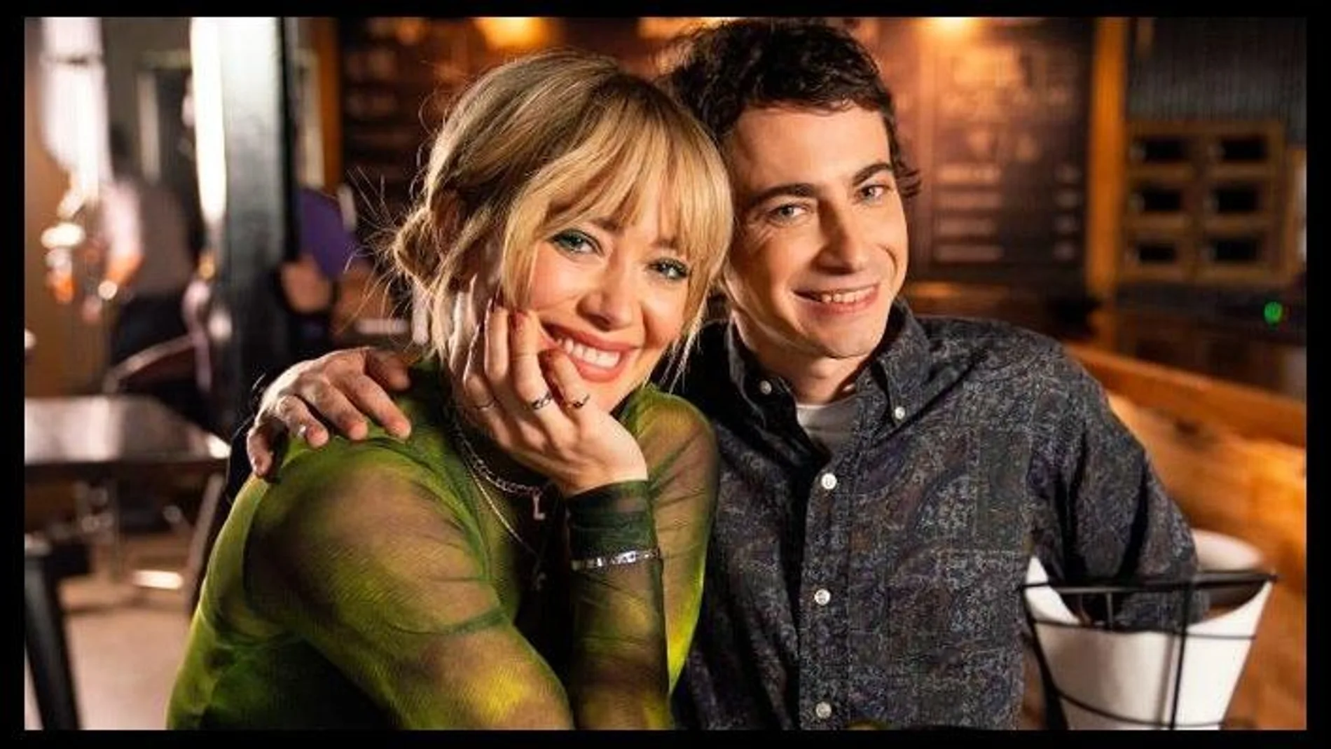 Hilary Duff (Lizzie) y Adam Lamberg (Gordon)