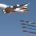 Un Airbus A380 de Emirates, durante una exhibición en el Dubai Airshow.