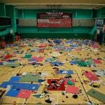 Vista general del pabellón de deportes de la Universidad Politécnica de Hong Kong, donde el jueves entraron varios agentes de policía vestidos de civiles para poner fin al asedio