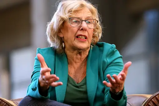 Carmena en la EMTortuga Carmena en la EMTortuga