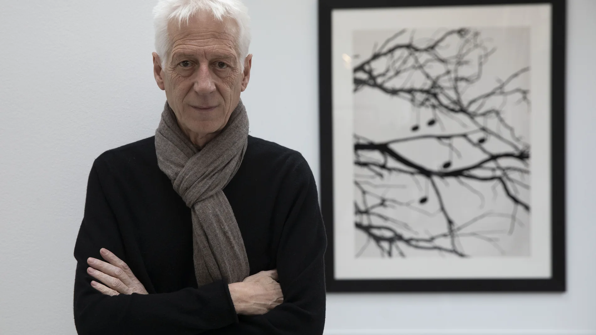 Chema Madoz, durante la presentación de la muestra en el Pabellón de Villanueva del Real Jardín Botánico