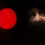 La alcaldesa de Barcelona, Ada Colau, durante el primer Congreso Transición Energética y Ciudad, en el que se reúnen alcaldes y tenientes de alcalde se han reunido para abordar el papel de los municipios en las polÌticas de transición energética.