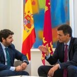 Fernando López Miras y Pedro Sánchez, en una reunión que mantuvieron ambos dirigentes en el Palacio de la Moncloa en septiembre de 2018