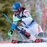 La eslovaca Petra Vlhova durante la primera prueba de slalom femenino de la Copa del Mundo de Esquí Alpino de la FIS en la montaña de Sljeme, cerca de Zagreb, CroaciaFoto: EFE/EPA/ANTONIO BAT