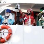 Los tres Reyes Magos, Melchor, Gaspar y Baltasar a su llega en barco al puerto de Valencia, en una imagen de archivo