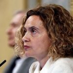 Meritxell Batet, presidenta del Congreso de los Diputados, durante la segunda jornada del debate de investidura de Pedro Sánchez como presidente del Gobierno este domingo en el Congreso de los Diputados. EFE/Mariscal