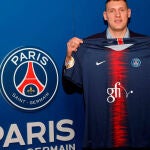 Kristopans ha fichado por el PSG para la próxima temporada
