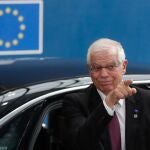 El Alto Representante para Asuntos Exteriores y Política de Seguridad de la Unión Europea, Josep Borrel, llega a una reunión extraordinaria del Consejo de Ministros de Exteriores de la UE en Bruselas