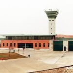 Exterior del centro penitenciario de La Moraleja en la localidad palentina de Dueñas