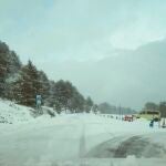 Las nevadas que se registran en el puerto de Cotos